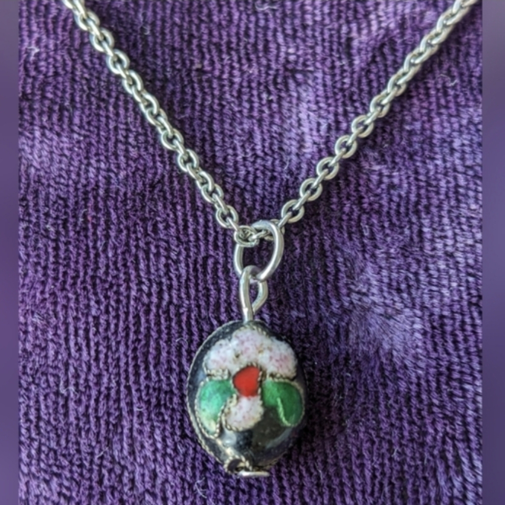 Vintage Real Handmade Cloisonne Floral Pendant Necklace
